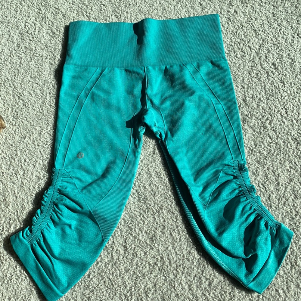Lululemon seamless leggings size 6
